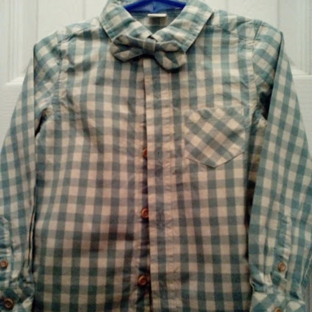 **SO CUTE! NWOT Imported Boys Dress Shirt sz3-4